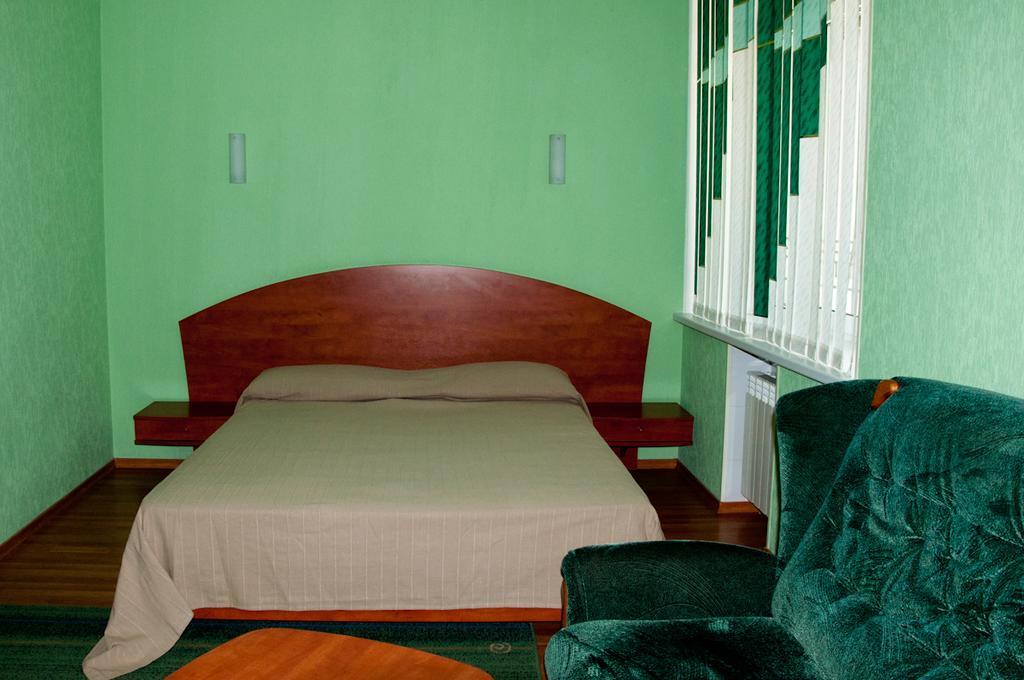 Hotel 7 Zirok Melitopolʼ Δωμάτιο φωτογραφία